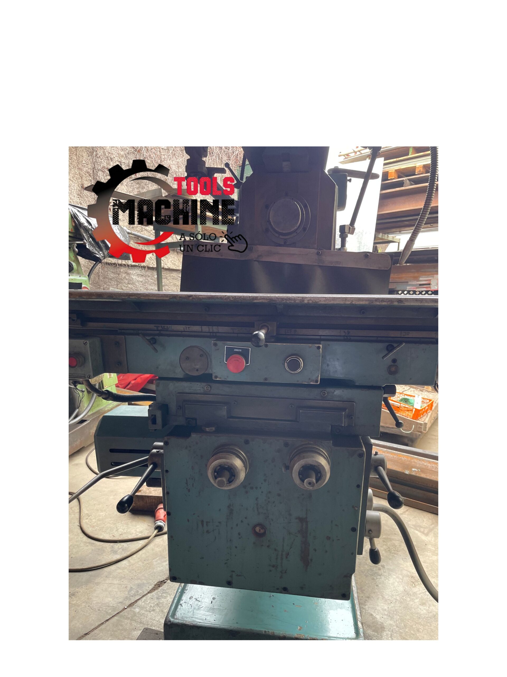 FRESADORA UNIVERSAL USADA TORRETA CMB ITALIA 380V