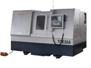 TORNO CNC BANCADA INCLINADA WMT TCK50A-500 FANUC HERRAMIENTAS MOTORIZADAS