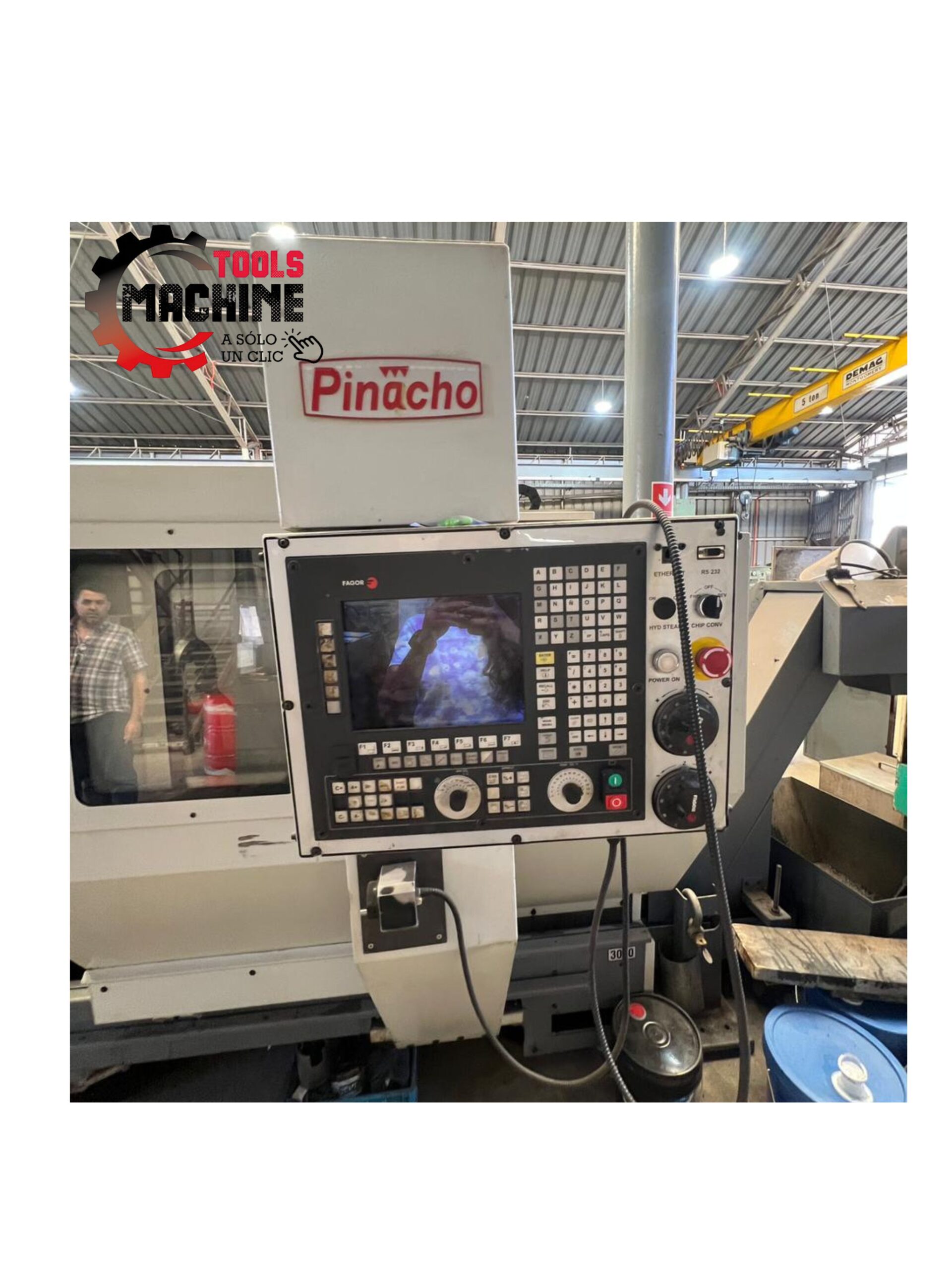 TORNO CNC BANCADA PARALELA USADO PINACHO SE-325.